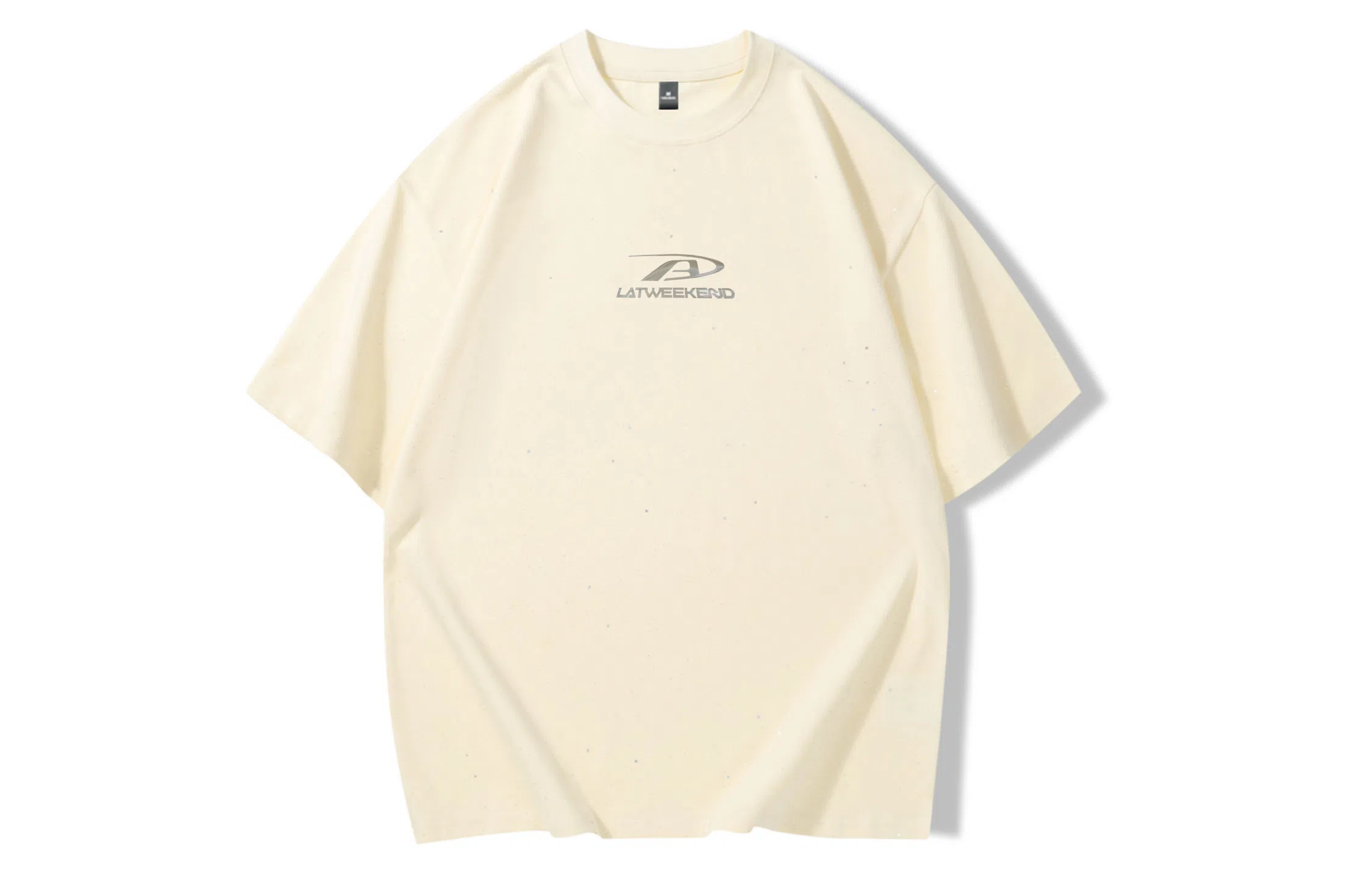 LA'T.WEEKEND LogoT