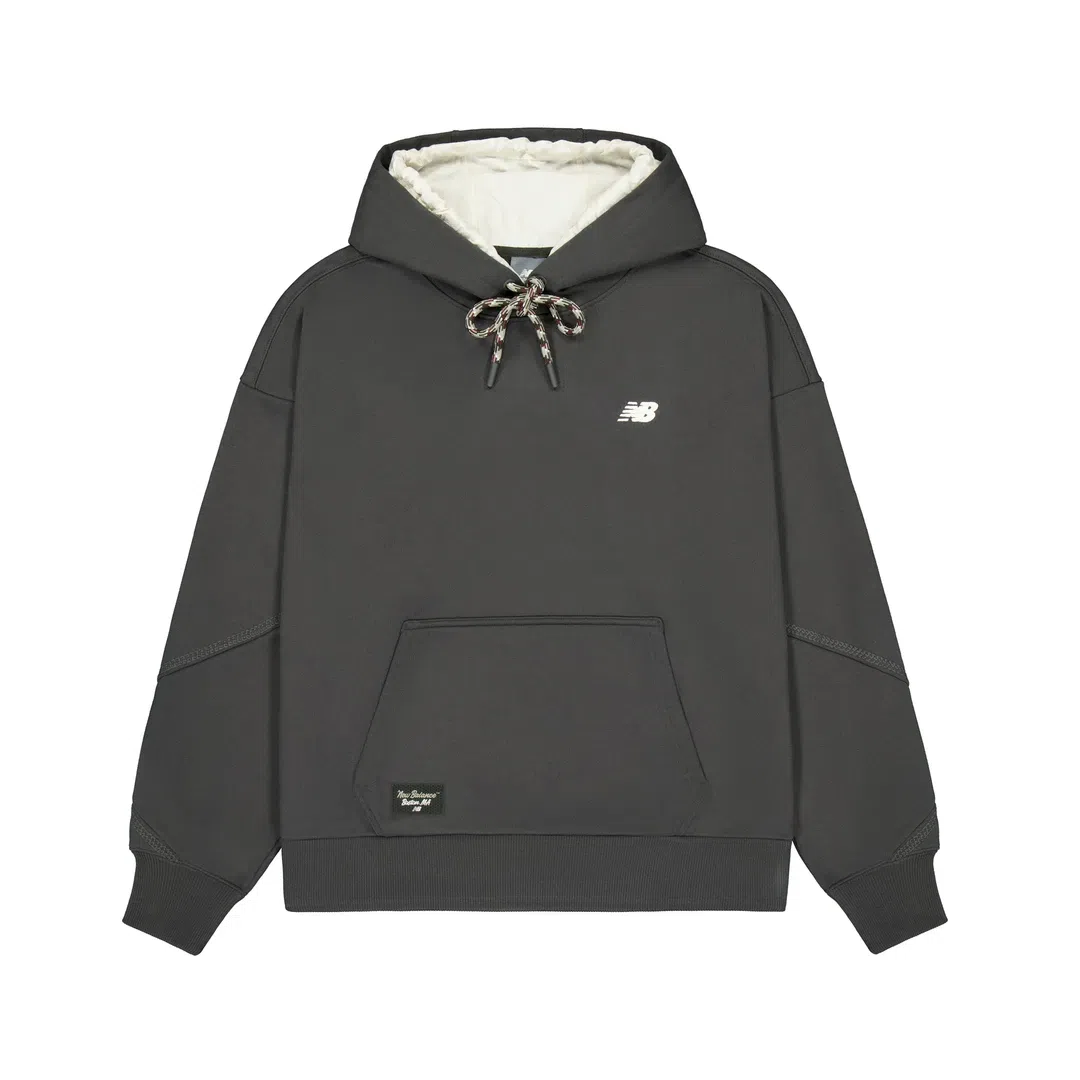 New Balance FW24 CNY