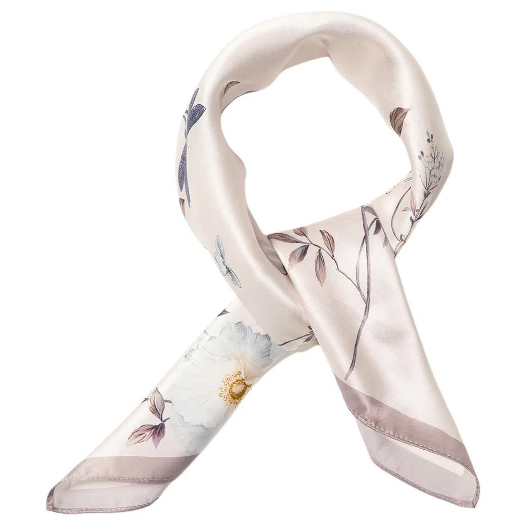 红豆 真丝时尚小方巾 经典设计简约大方 桑蚕丝 丝巾 女款