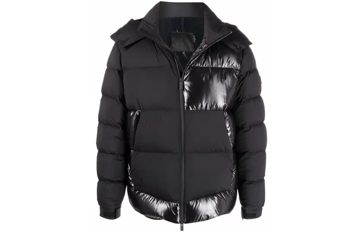 Moncler FW21 logo