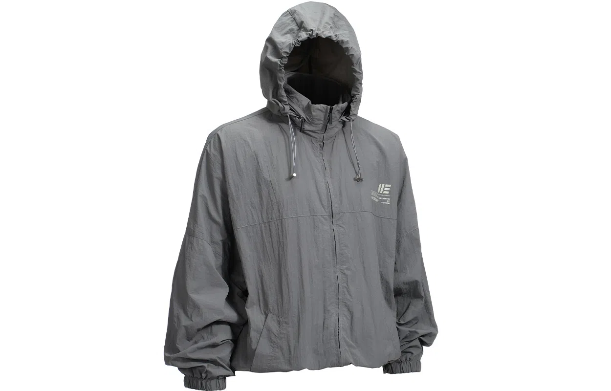 11ESTRANGER ASTRANGER