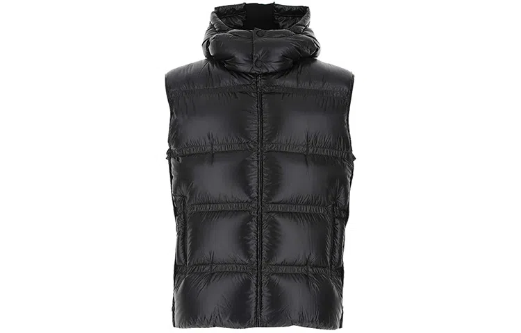 Moncler SS21