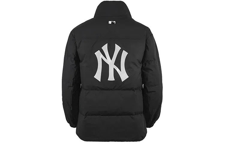 MLB New York Yankees Short Down Jacket Black