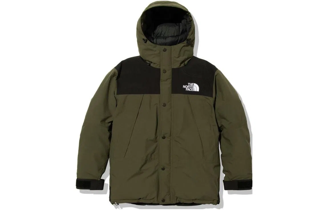 THE NORTH FACE Mountain Down Jacket Logo