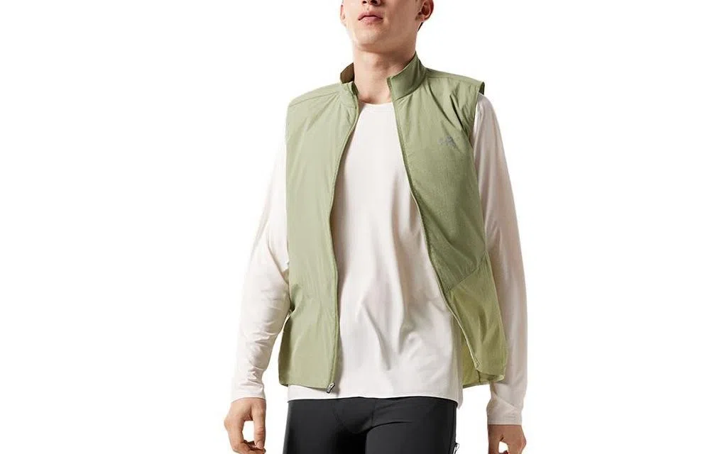 Arcteryx norvan insulated vest