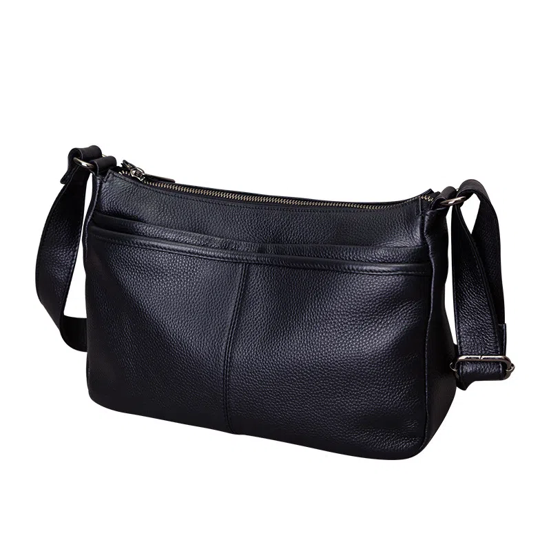 Vandee Black Leather Shoulder Bag