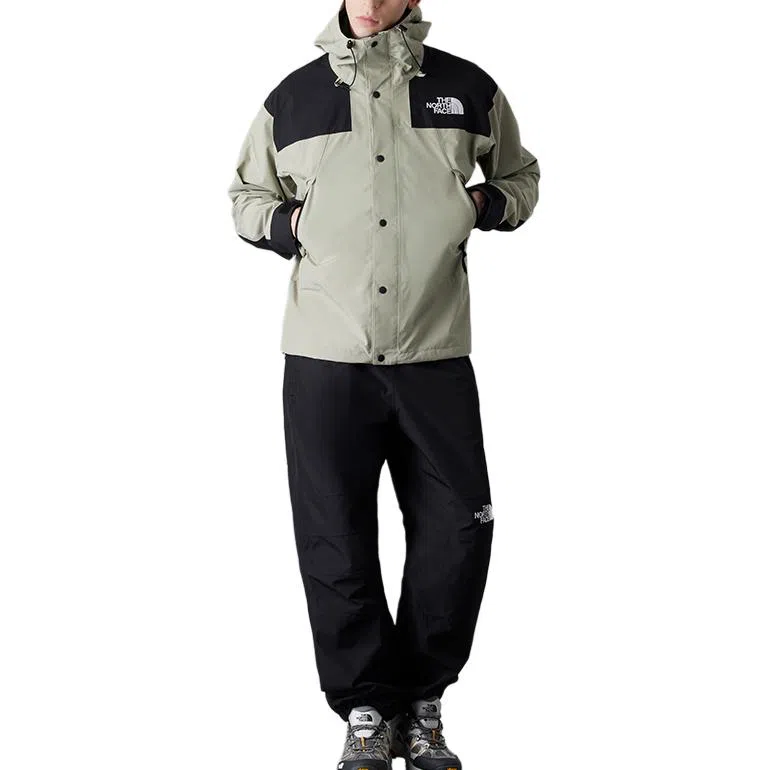 THE NORTH FACE UE GORETEX logo