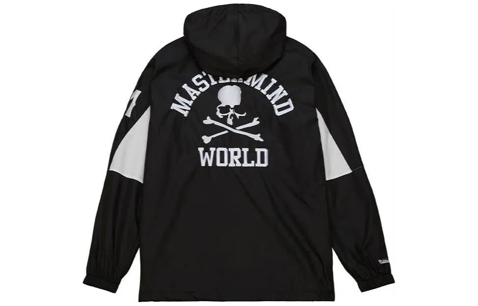 Mitchell & Ness x MASTERMIND WORLD Skull Logo Hoodie Black