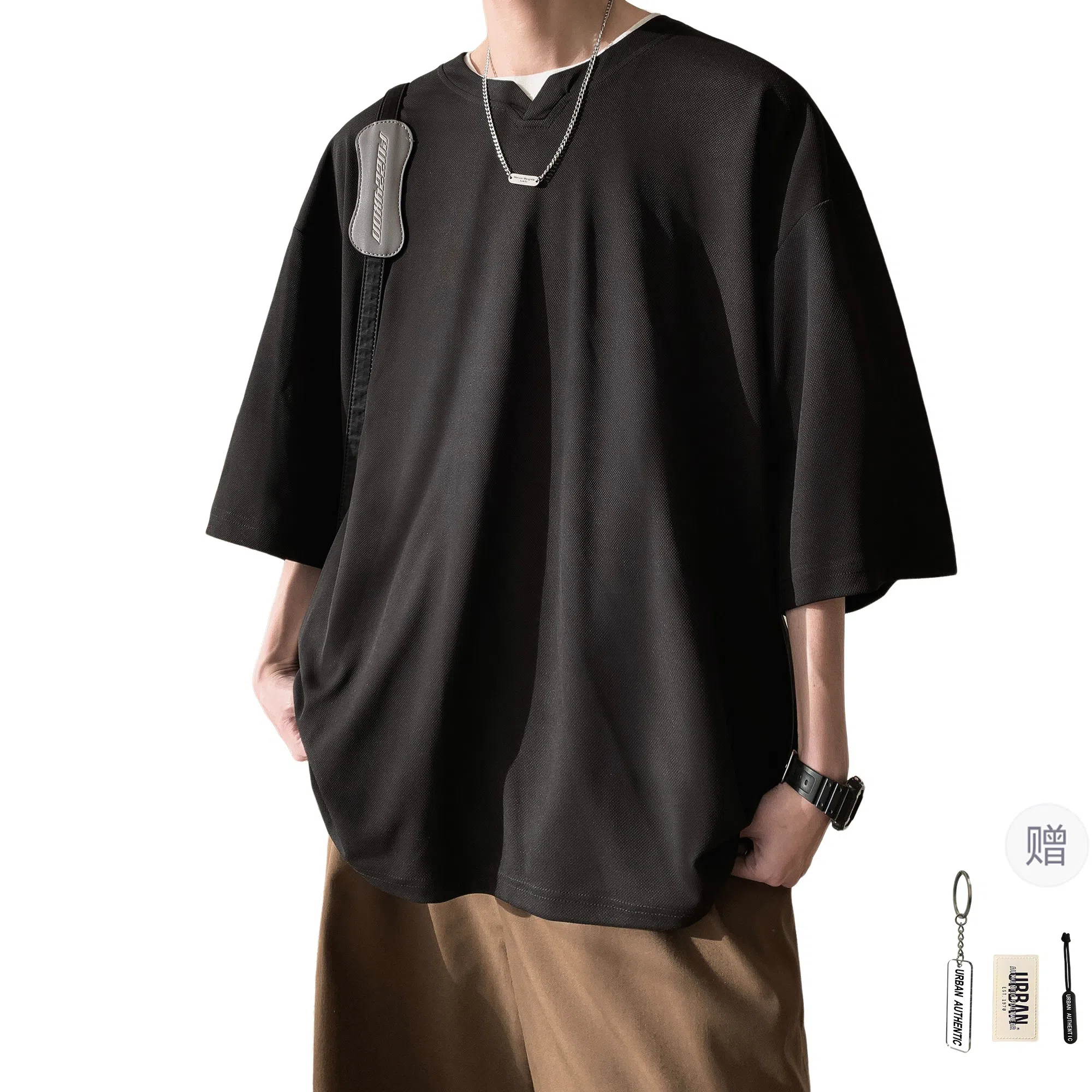 URBAN AUTHENTIC T