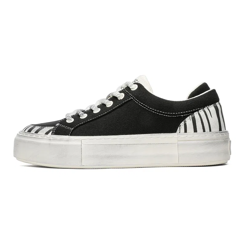 FAPAI Canvas Sneakers