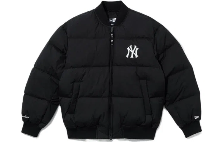New Era x MLB Yankees Down Jacket Black