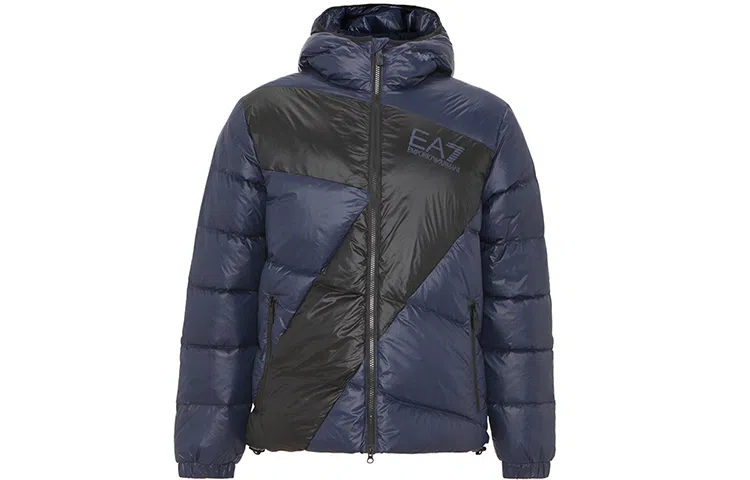 EMPORIO ARMANI EA7 FW22 Logo