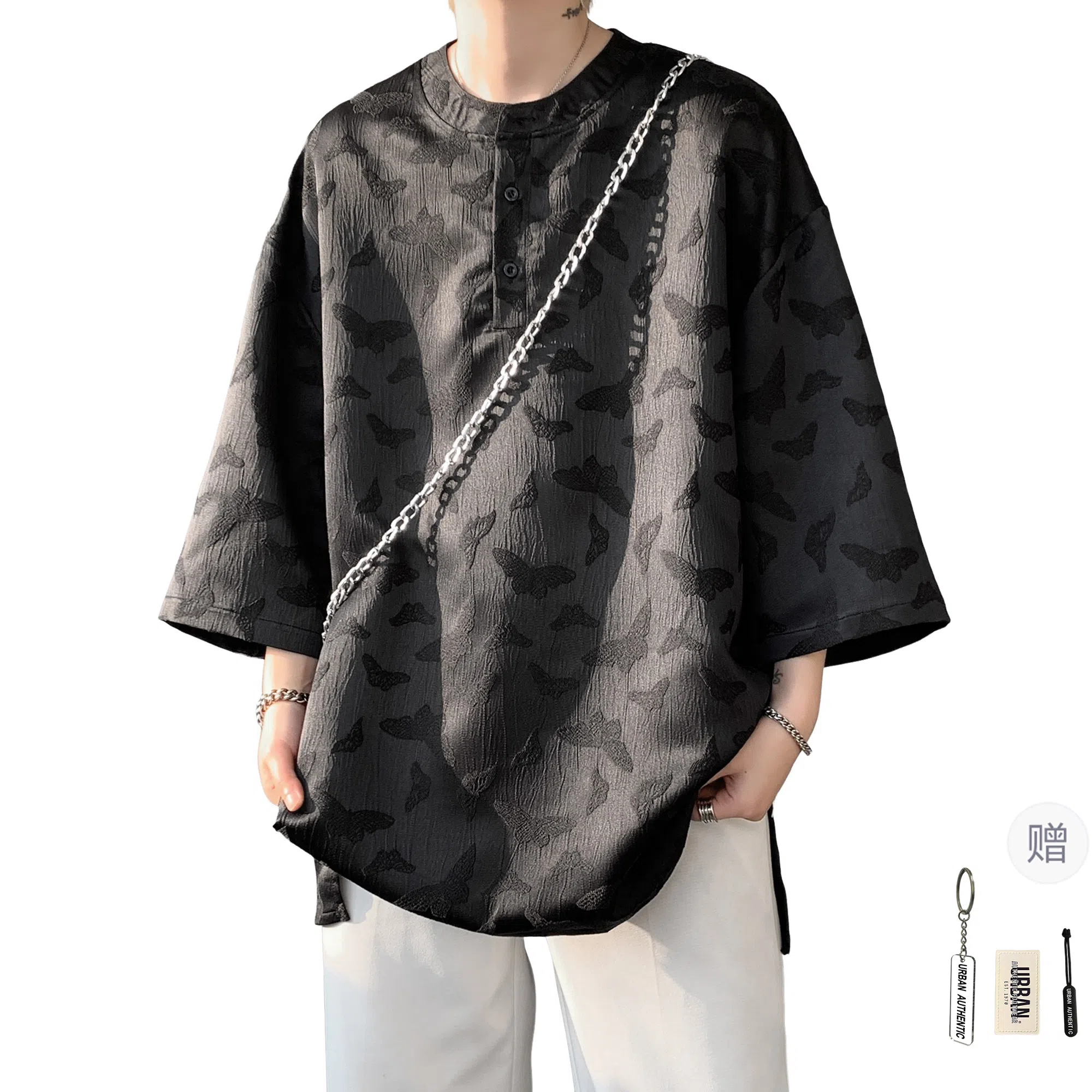 URBAN AUTHENTIC T