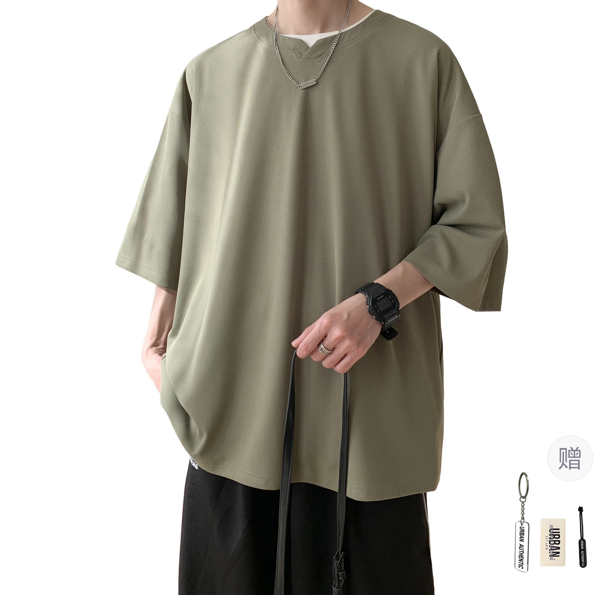 URBAN AUTHENTIC T