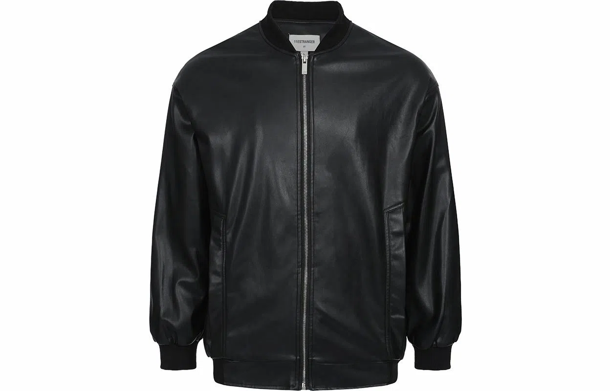 11ESTRANGER ASTRANGER