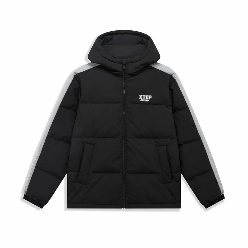 特步 生活系列 拼色拉链连帽加厚保暖休闲羽绒服 男女同款 正黑色/朦胧灰