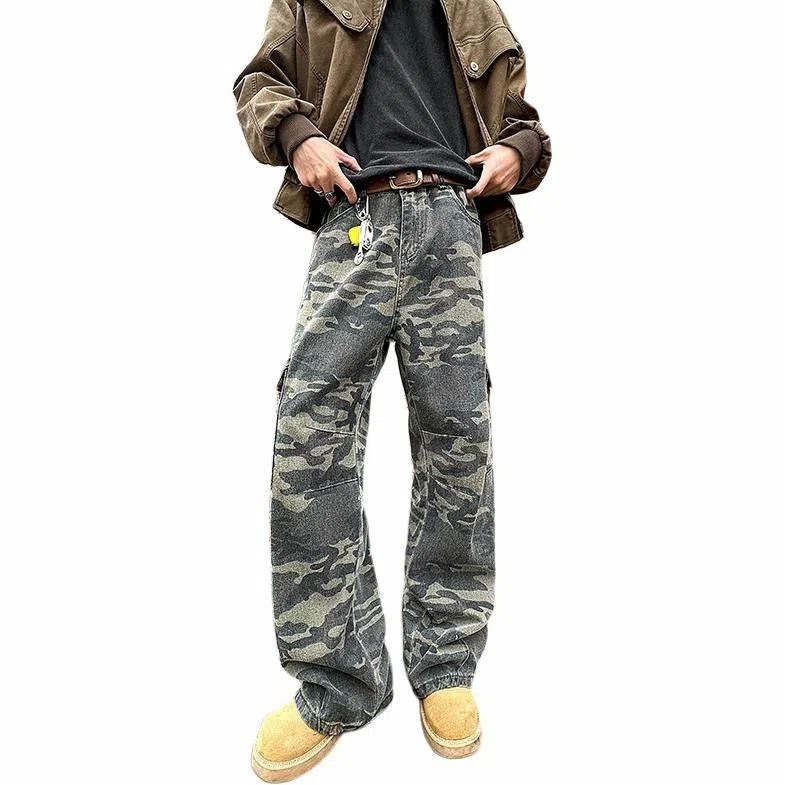 NEAR HERE cleanfitins