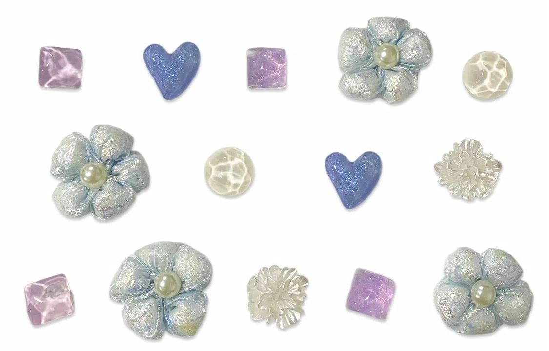 US8ACC Dream Flower Charm