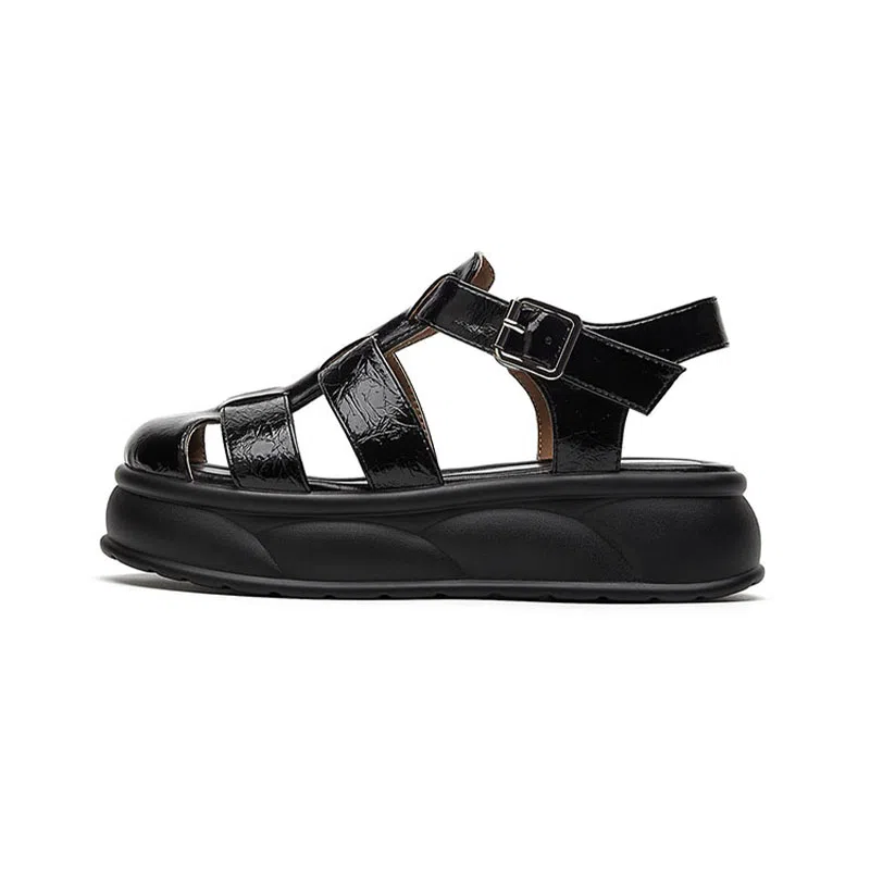 DAPHNE PU