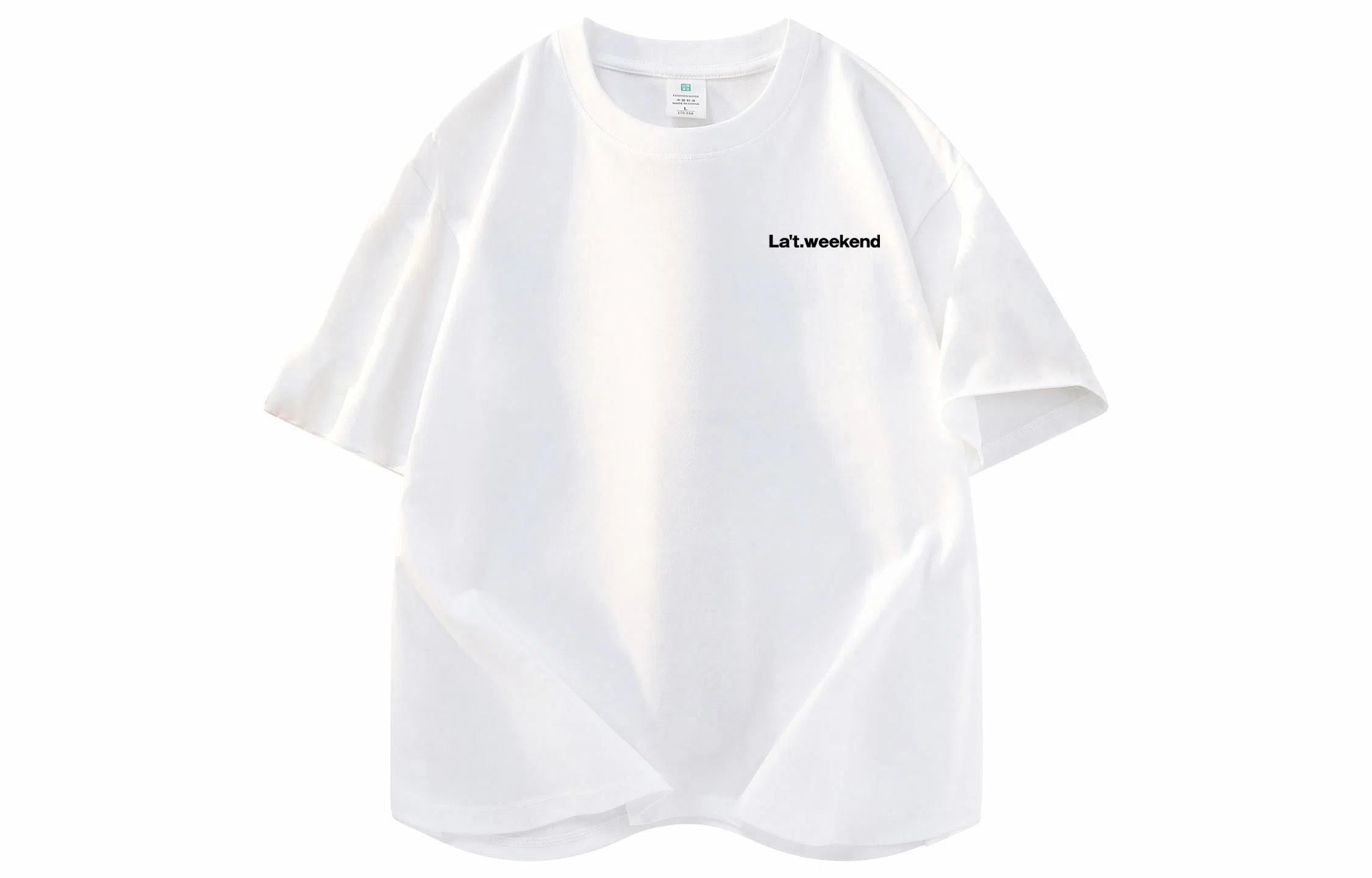 LA'T.WEEKEND LogoT