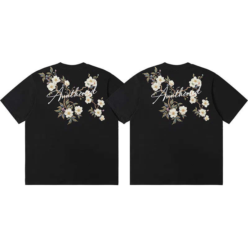 UNthemed T