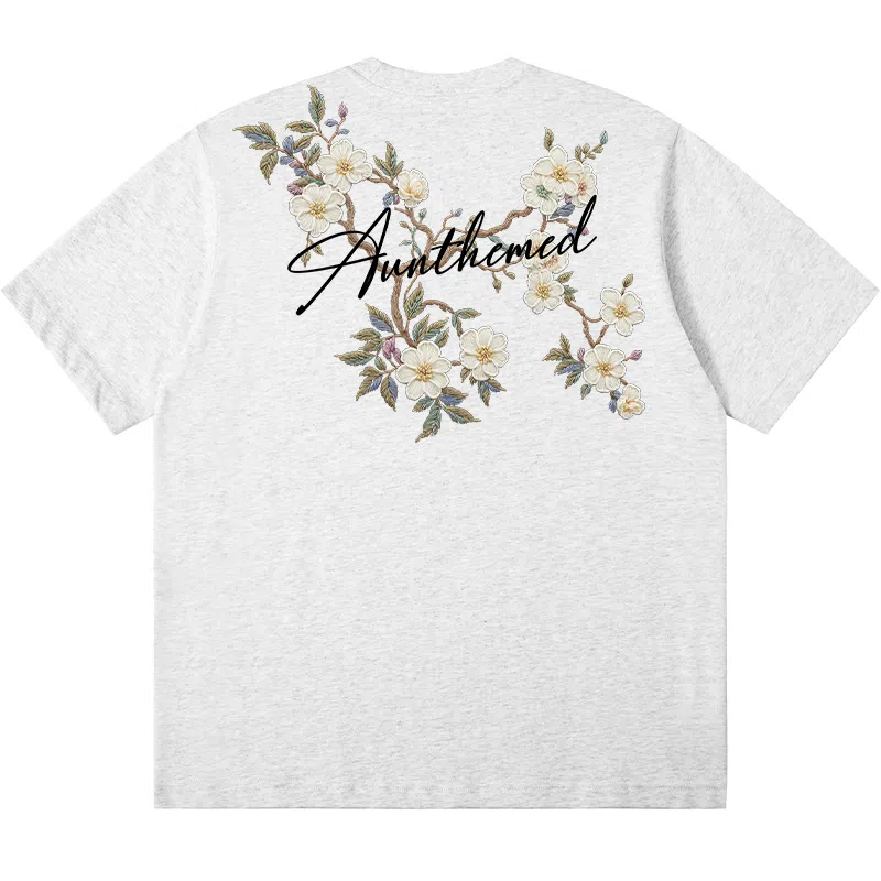 UNthemed T