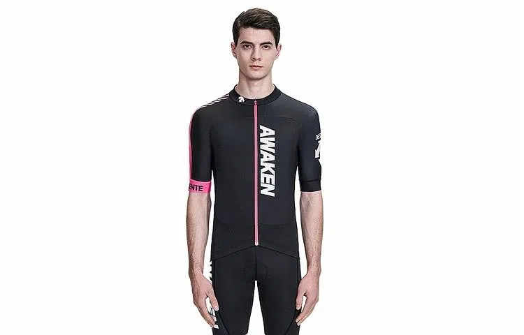 DESCENTE SS22 Retro Knit Tee