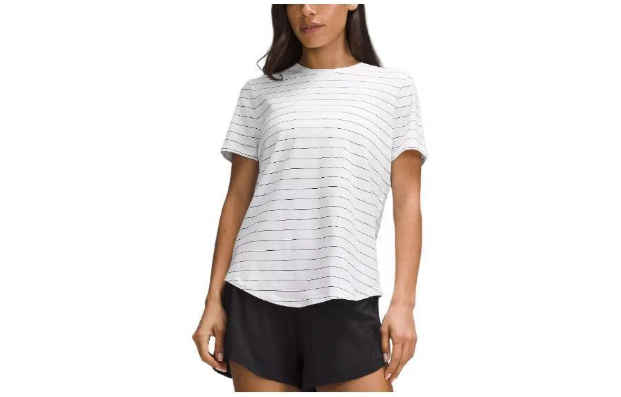 lululemon Love T