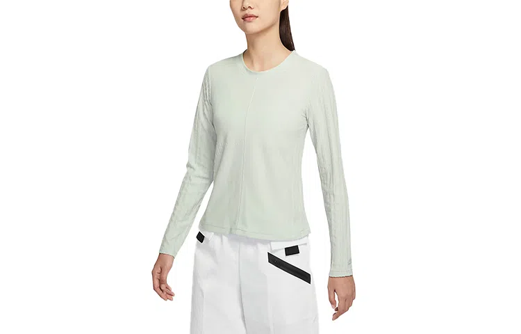 Nike Dri-FIT Adv Tech Pack