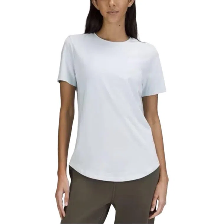 lululemon Love T