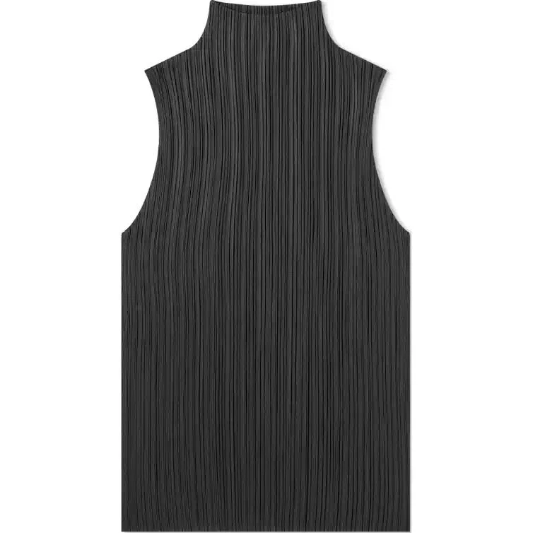 PLEATS PLEASE ISSEY MIYAKE