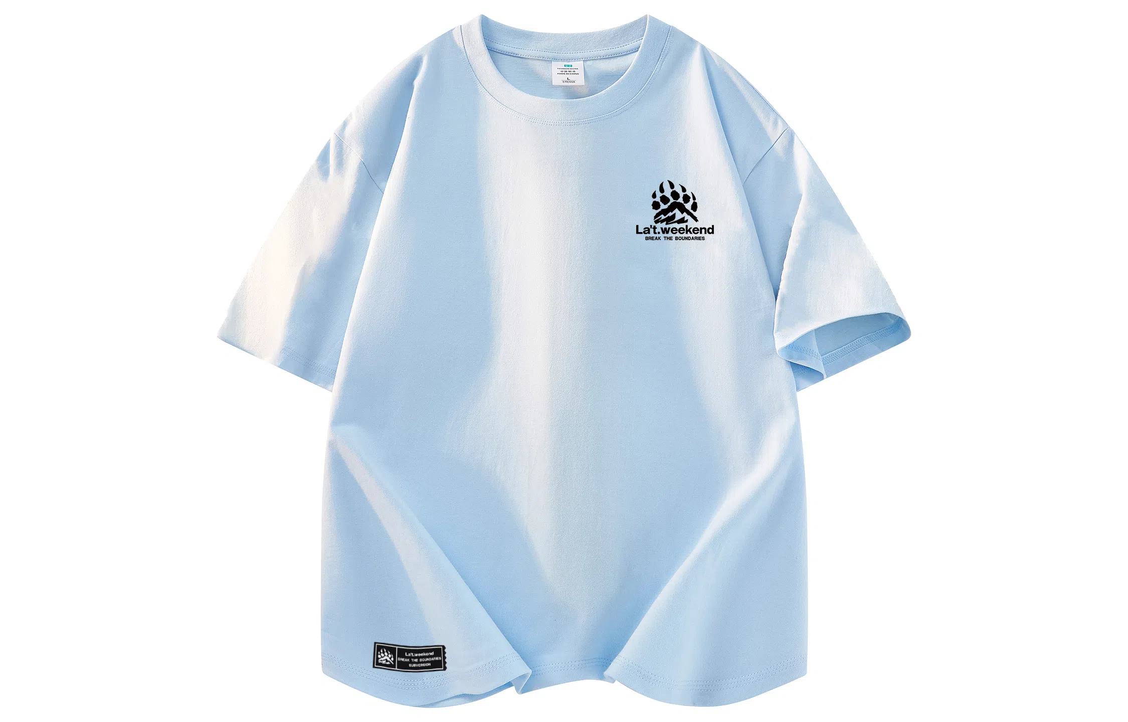 LA'T.WEEKEND LogoT