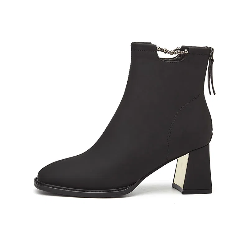 DAPHNE PU