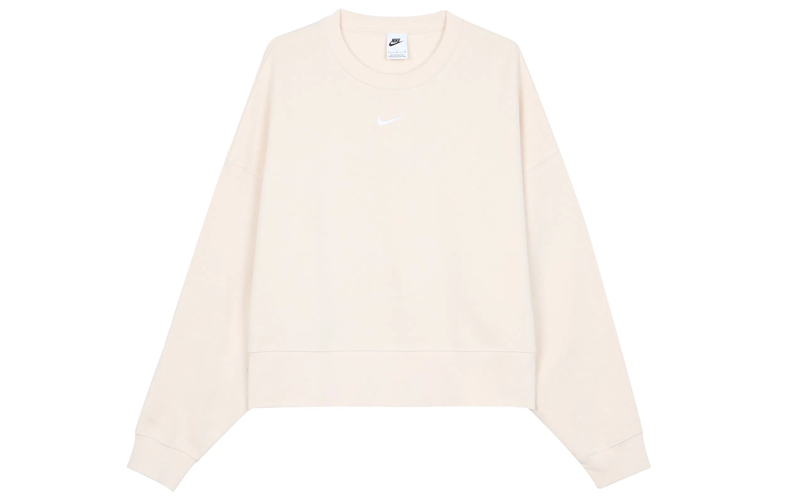 Nike Sportswear Collection Essentials Logo