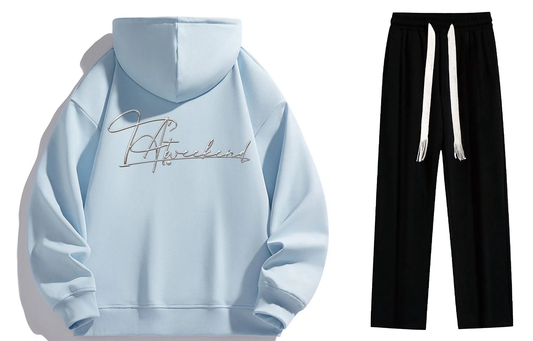 LA'T.WEEKEND clean fit Logo