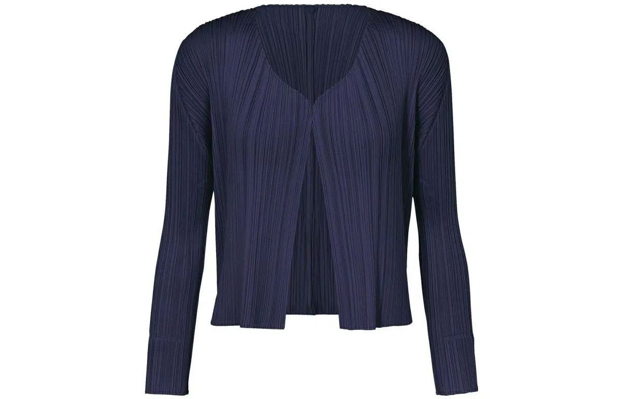 PLEATS PLEASE ISSEY MIYAKE