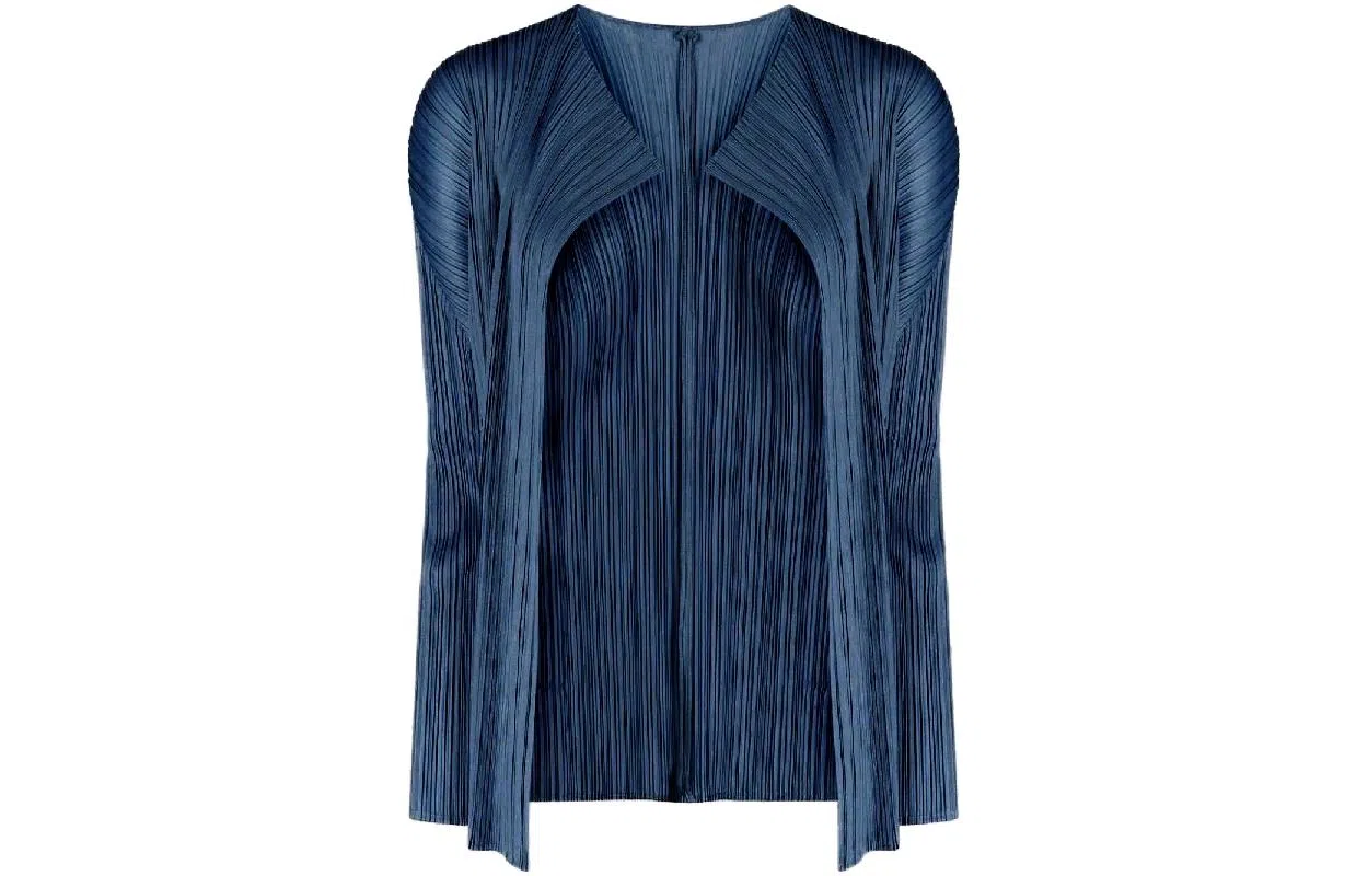 PLEATS PLEASE ISSEY MIYAKE