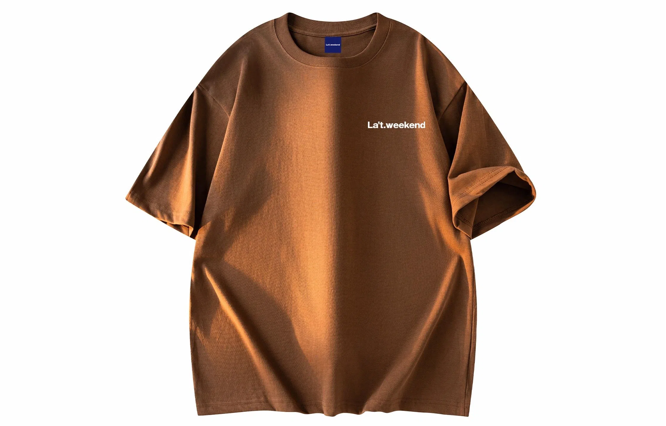 LA'T.WEEKEND LogoT