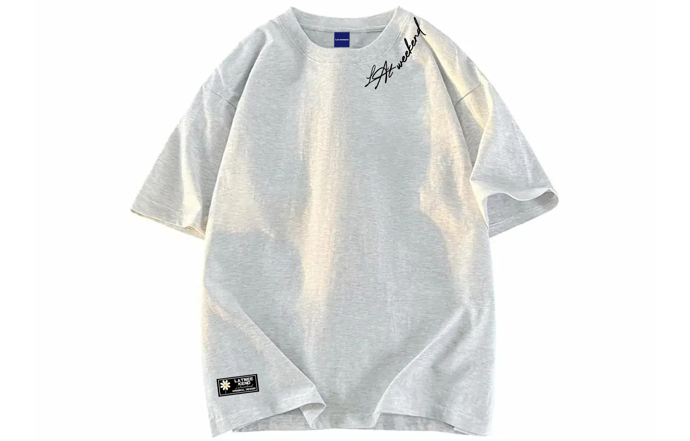LA'T.WEEKEND LogoT