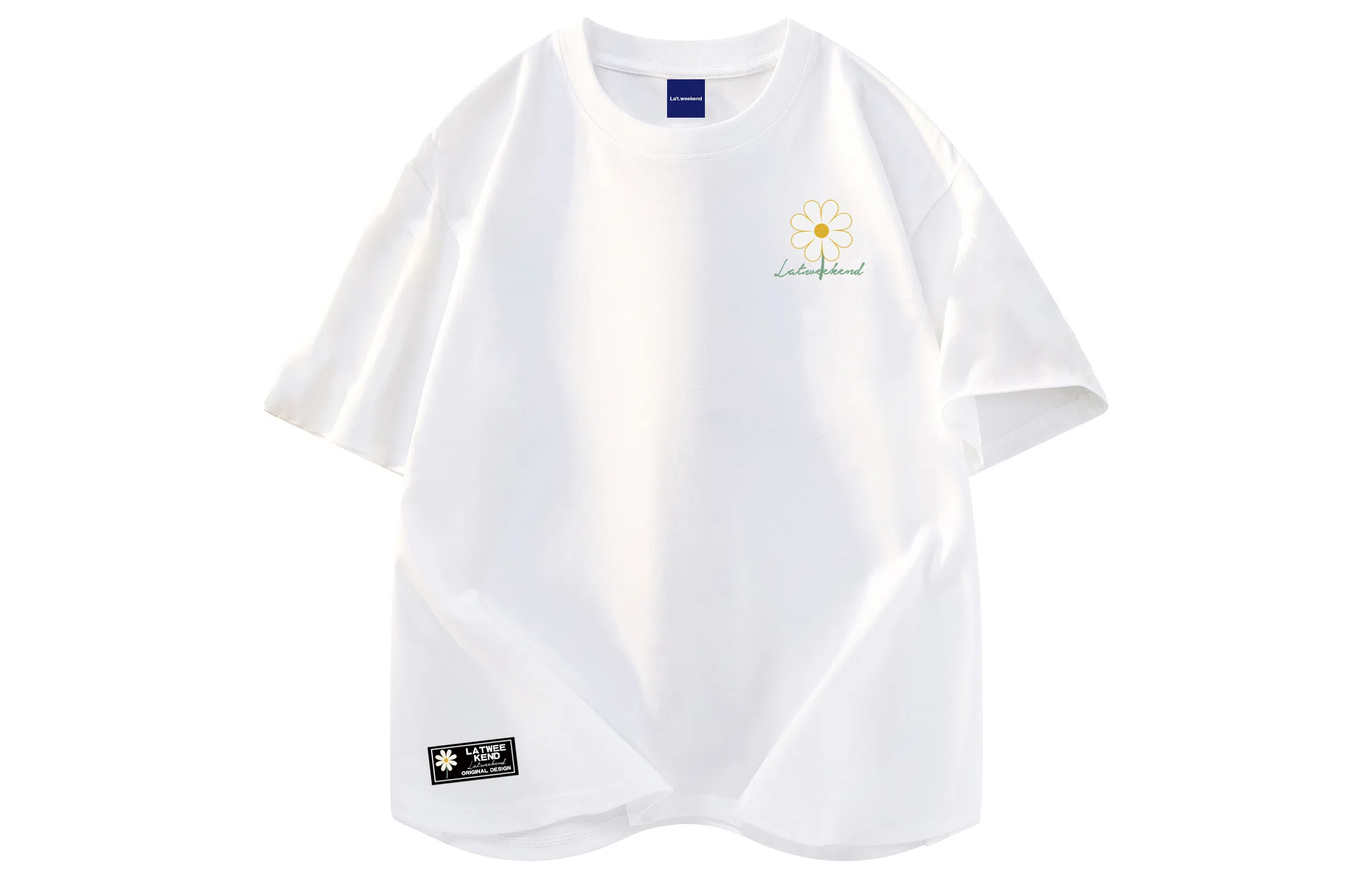LA'T.WEEKEND LogoT