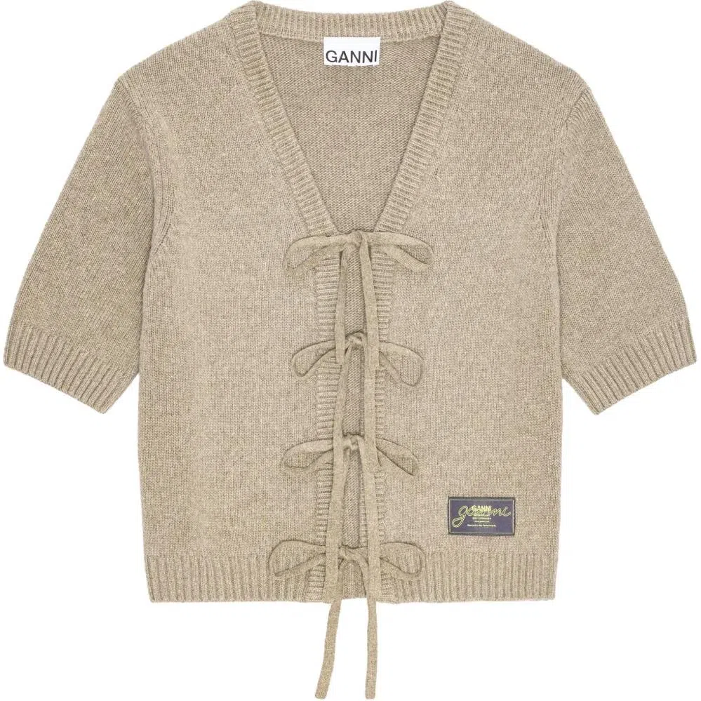 GANNI V