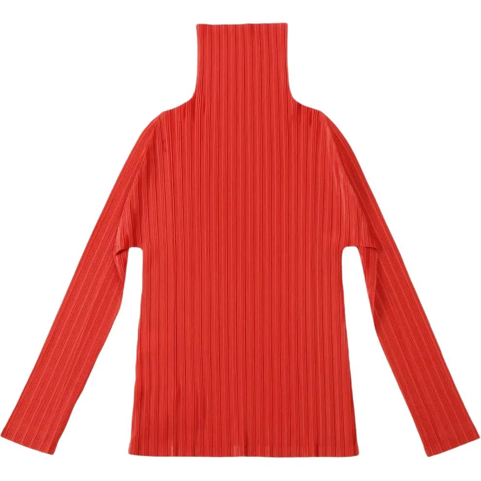 PLEATS PLEASE ISSEY MIYAKE