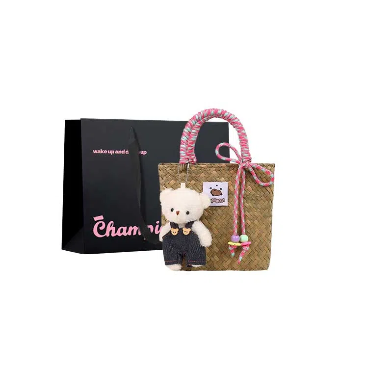 冠军小熊 可爱小熊编织手绳菜篮子包彩色装饰绳精致手工编制包沙滩包 草编 手提包 女款 咖色/绿色/粉色/黄色