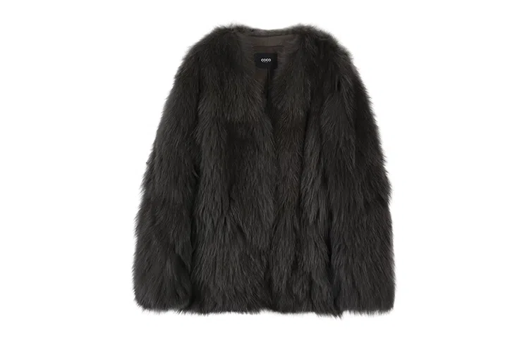 Coco Limited Saga Fox Fur V-Neck Coat