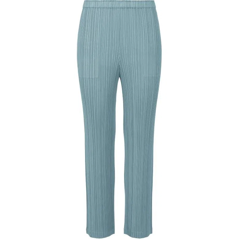 PLEATS PLEASE ISSEY MIYAKE