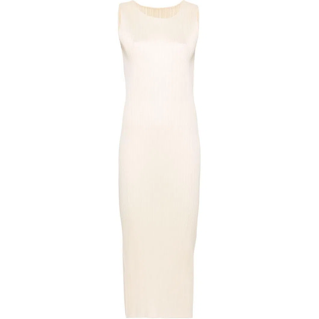 PLEATS PLEASE ISSEY MIYAKE