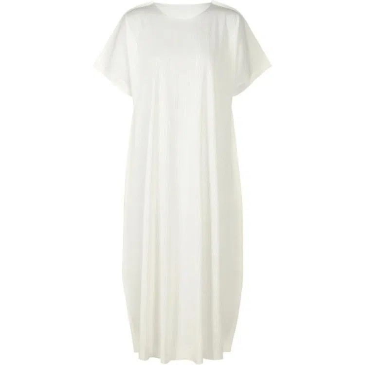 PLEATS PLEASE ISSEY MIYAKE