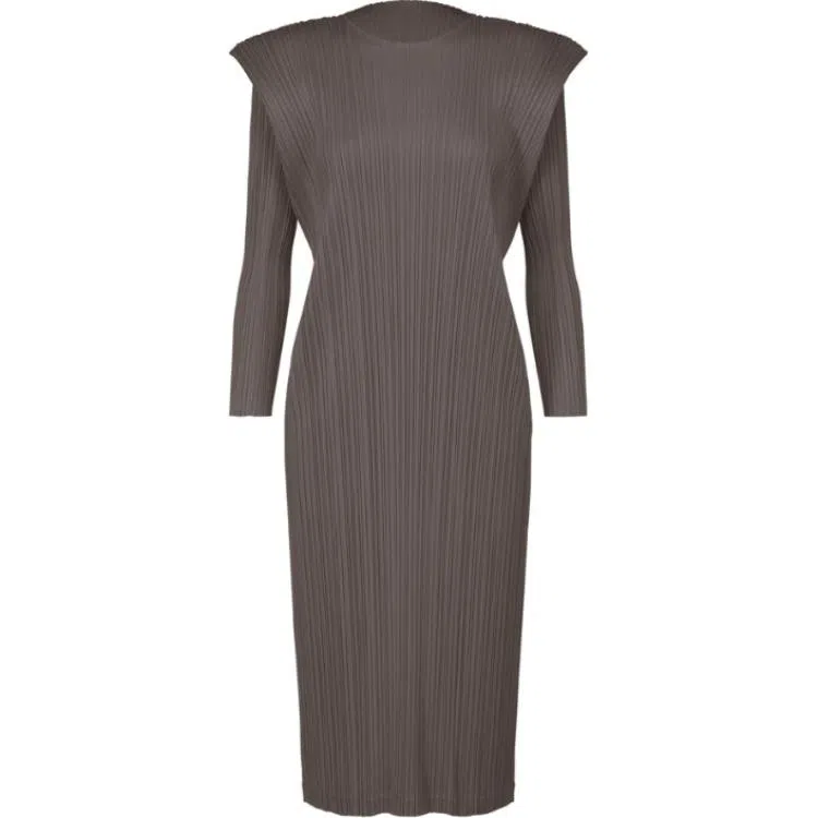 PLEATS PLEASE ISSEY MIYAKE