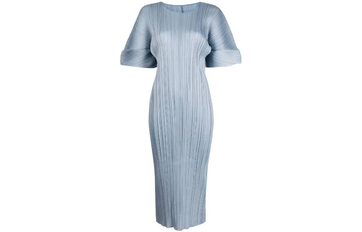 PLEATS PLEASE ISSEY MIYAKE