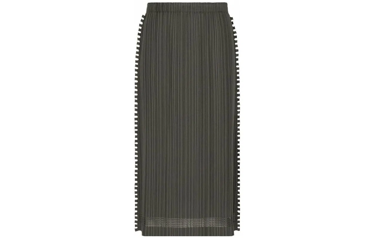 PLEATS PLEASE ISSEY MIYAKE SS22